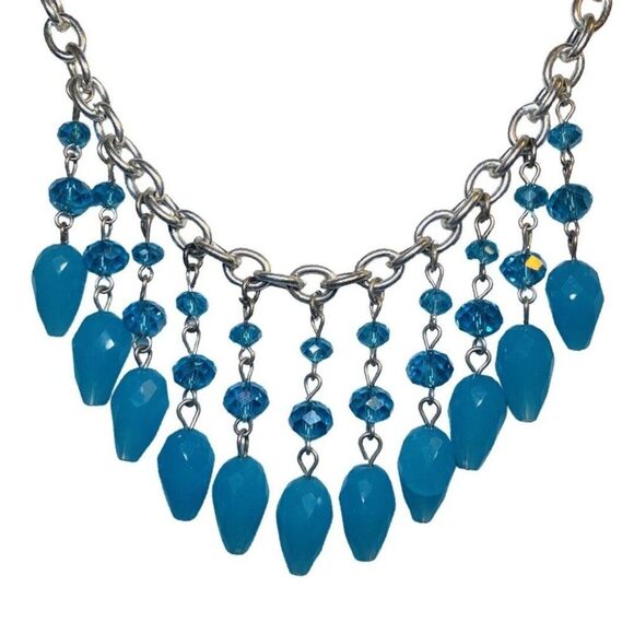 Ice Blue Teardrop Faceted Sparkly Rhinestone Silver Tone Vintage Necklace 18” - Picture 9 of 11